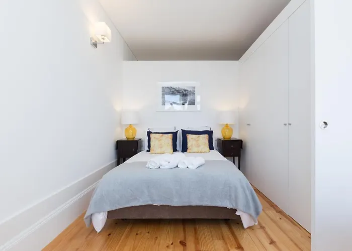 Host Wise - Colorful Stunning Sunlit Flat Daire *