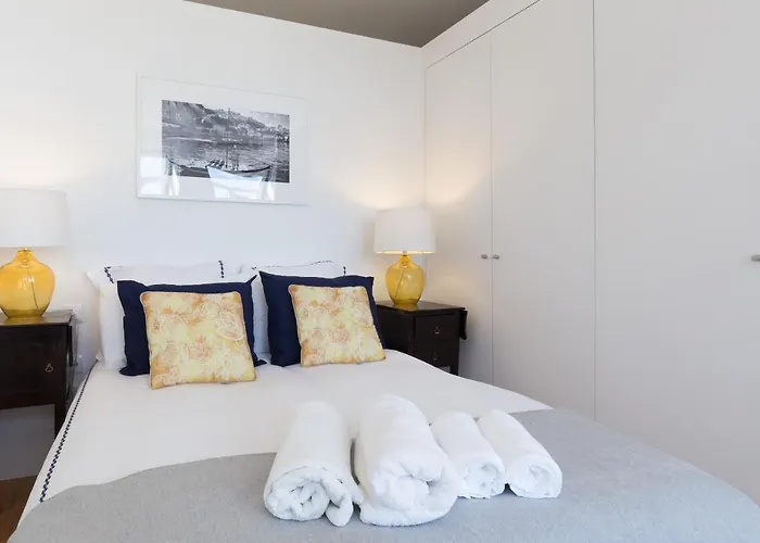 Appartamento Host Wise - Colorful Stunning Sunlit Flat *