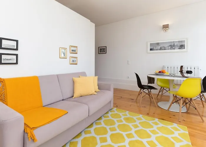 Host Wise - Colorful Stunning Sunlit Flat Appartamento