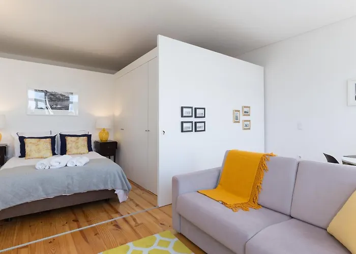 Διαμέρισμα Host Wise - Colorful Stunning Sunlit Flat Πόρτο